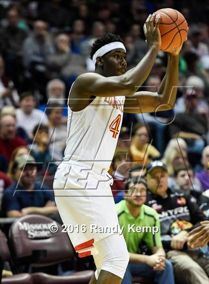 Thumbnail 3 in Oak Hill vs. Sierra Canyon (Bass Pro Tournament of Champions) photogallery.