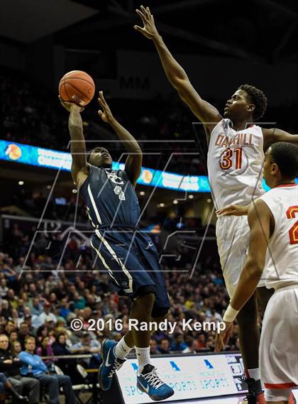 Thumbnail 3 in Oak Hill vs. Sierra Canyon (Bass Pro Tournament of Champions) photogallery.