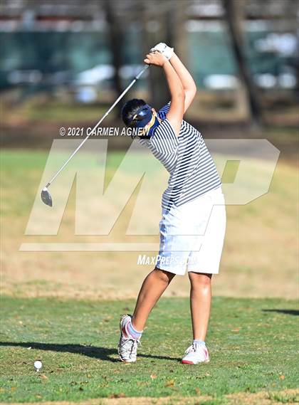 Thumbnail 1 in Cy Park Invitational photogallery.