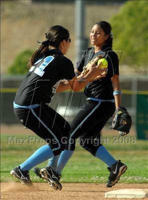 Thumbnail 2 in Villa Park @ Brea Olinda photogallery.