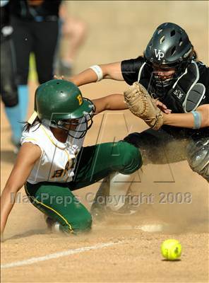 Thumbnail 3 in Villa Park @ Brea Olinda photogallery.