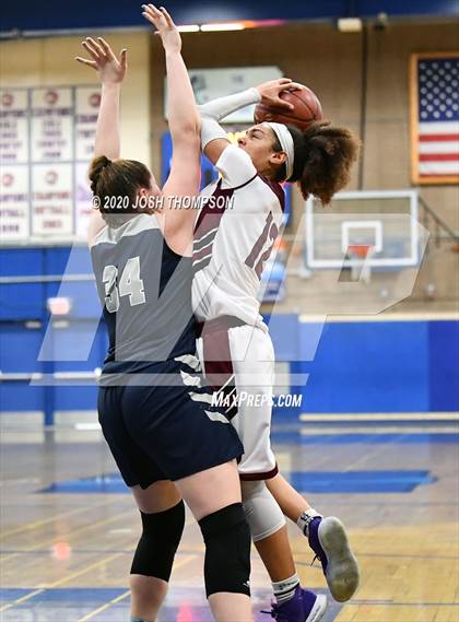 Thumbnail 3 in Covina vs. Chino Hills photogallery.