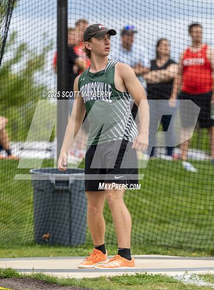 Thumbnail 3 in GCC Track & Field Championships (Day 1) photogallery.