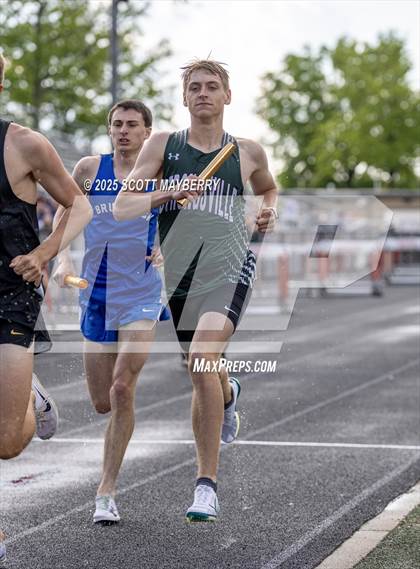 Thumbnail 2 in GCC Track & Field Championships (Day 1) photogallery.