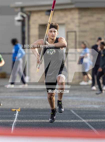 Thumbnail 2 in GCC Track & Field Championships (Day 1) photogallery.