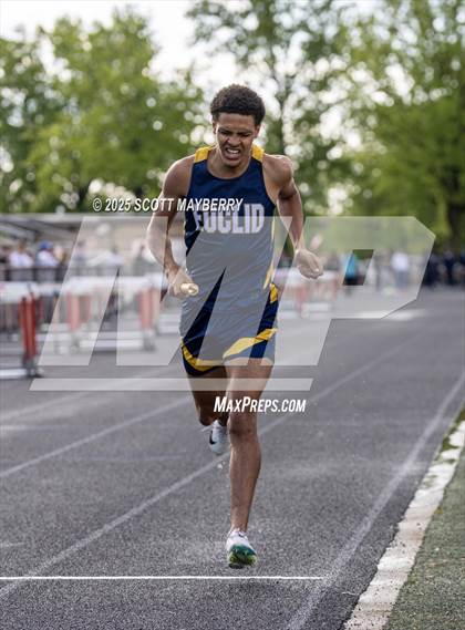 Thumbnail 3 in GCC Track & Field Championships (Day 1) photogallery.
