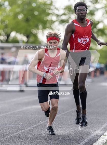 Thumbnail 1 in GCC Track & Field Championships (Day 1) photogallery.
