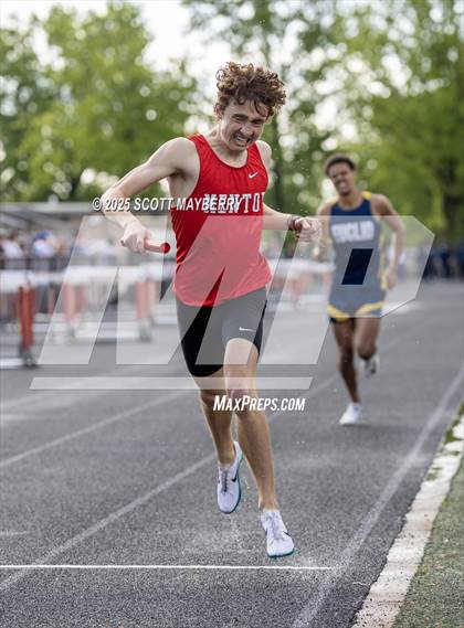 Thumbnail 1 in GCC Track & Field Championships (Day 1) photogallery.