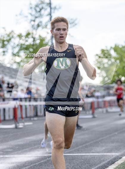 Thumbnail 3 in GCC Track & Field Championships (Day 1) photogallery.