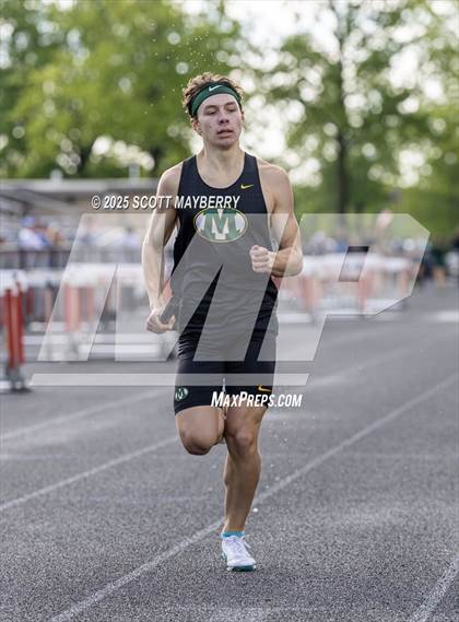 Thumbnail 3 in GCC Track & Field Championships (Day 1) photogallery.