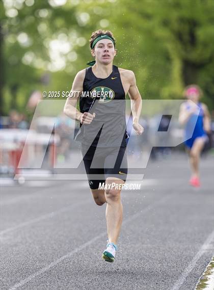 Thumbnail 2 in GCC Track & Field Championships (Day 1) photogallery.
