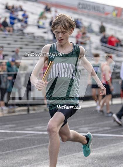 Thumbnail 3 in GCC Track & Field Championships (Day 1) photogallery.
