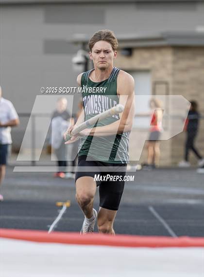 Thumbnail 2 in GCC Track & Field Championships (Day 1) photogallery.