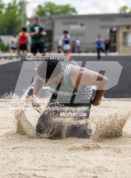 Thumbnail 2 in GCC Track & Field Championships (Day 1) photogallery.