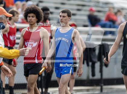 Thumbnail 2 in GCC Track & Field Championships (Day 1) photogallery.