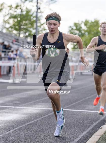 Thumbnail 1 in GCC Track & Field Championships (Day 1) photogallery.
