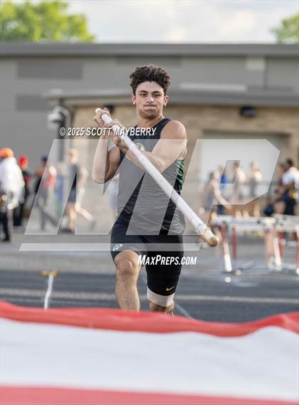 Thumbnail 1 in GCC Track & Field Championships (Day 1) photogallery.