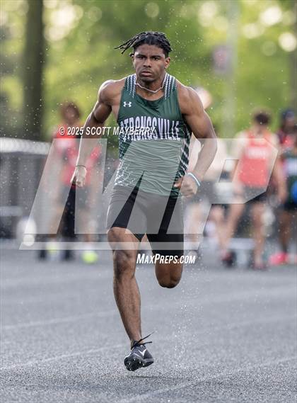 Thumbnail 1 in GCC Track & Field Championships (Day 1) photogallery.