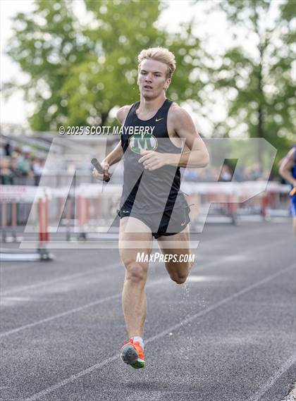 Thumbnail 2 in GCC Track & Field Championships (Day 1) photogallery.