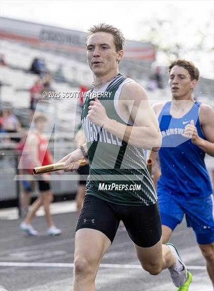 Thumbnail 3 in GCC Track & Field Championships (Day 1) photogallery.
