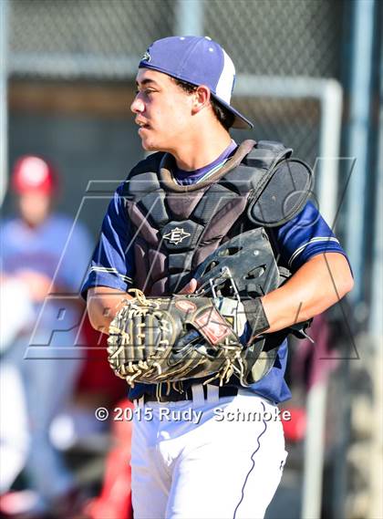 Thumbnail 1 in Del Norte @ Fallbrook photogallery.