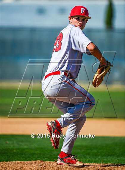 Thumbnail 3 in Del Norte @ Fallbrook photogallery.