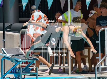 Thumbnail 2 in CIF-SS Division 1 Finals photogallery.