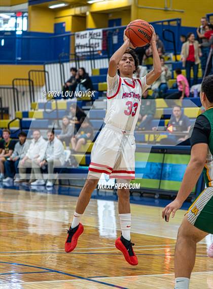 Thumbnail 2 in Los Alamos @ West Mesa ( Bobby Rodriguz Capital City Tournament ) photogallery.