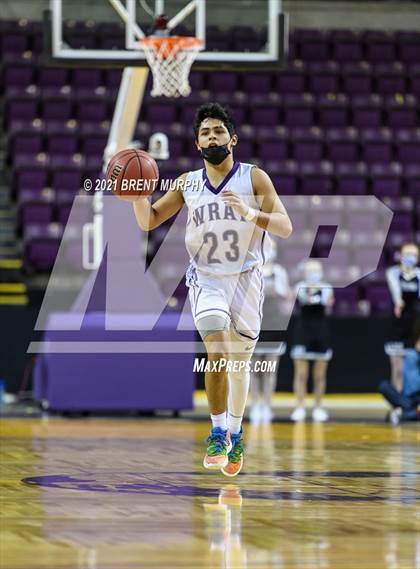 Thumbnail 3 in Limon vs. Wray (CHSAA 2A State Final) photogallery.