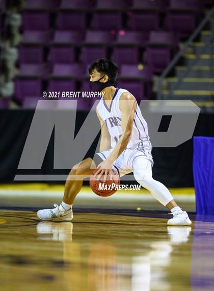 Thumbnail 1 in Limon vs. Wray (CHSAA 2A State Final) photogallery.