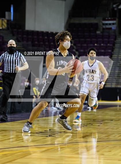 Thumbnail 1 in Limon vs. Wray (CHSAA 2A State Final) photogallery.