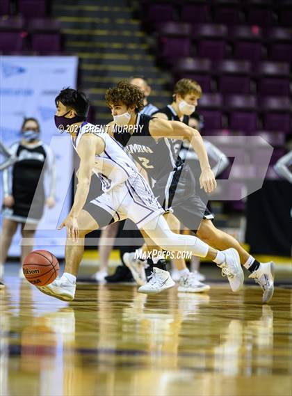 Thumbnail 3 in Limon vs. Wray (CHSAA 2A State Final) photogallery.