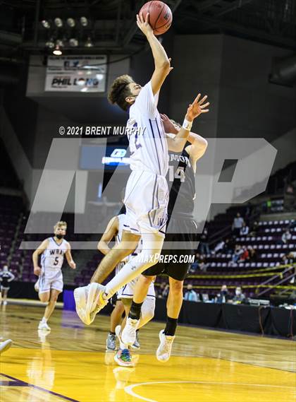 Thumbnail 1 in Limon vs. Wray (CHSAA 2A State Final) photogallery.