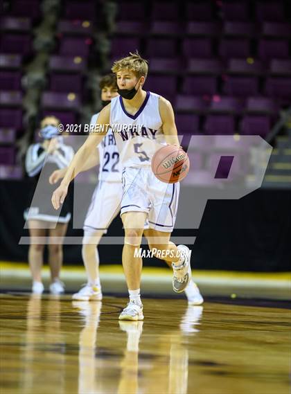 Thumbnail 1 in Limon vs. Wray (CHSAA 2A State Final) photogallery.