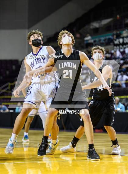 Thumbnail 1 in Limon vs. Wray (CHSAA 2A State Final) photogallery.
