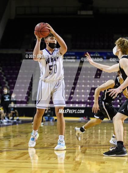 Thumbnail 3 in Limon vs. Wray (CHSAA 2A State Final) photogallery.