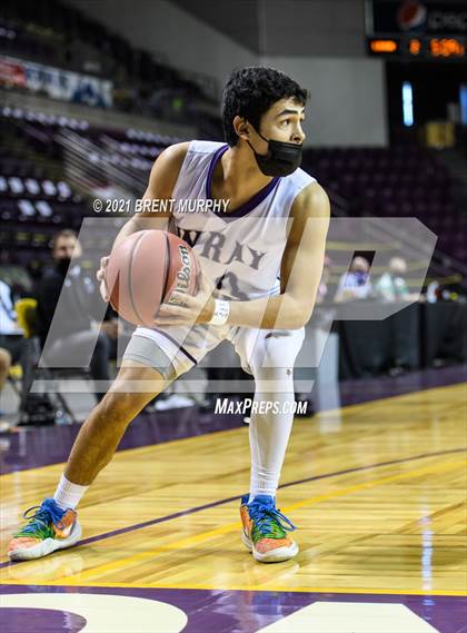 Thumbnail 3 in Limon vs. Wray (CHSAA 2A State Final) photogallery.