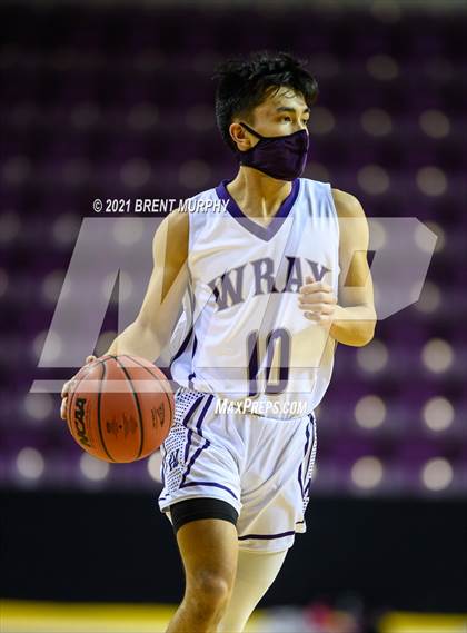 Thumbnail 3 in Limon vs. Wray (CHSAA 2A State Final) photogallery.