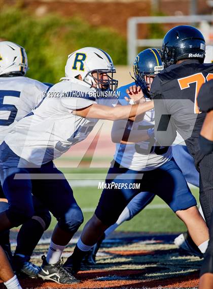 Thumbnail 2 in Rosemont @ Foothill photogallery.