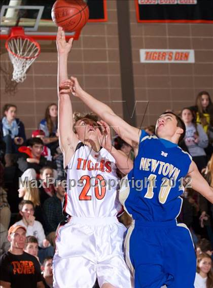 Thumbnail 3 in Newtown @ Ridgefield (Ridgefield Holiday Tournament First Round) photogallery.