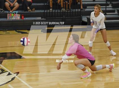 Thumbnail 3 in Holliday vs Wylie JV (Bev Ball Classic) photogallery.