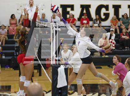 Thumbnail 3 in Holliday vs Wylie JV (Bev Ball Classic) photogallery.