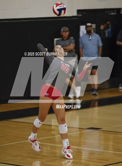 Thumbnail 2 in Holliday vs Wylie JV (Bev Ball Classic) photogallery.