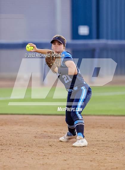 Thumbnail 3 in Bullard vs. Hanford (CIF CS Division II Championship) photogallery.