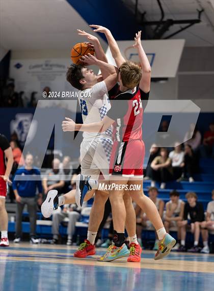 Thumbnail 2 in Flippin @ Cotter photogallery.