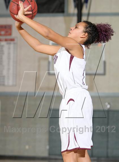 Thumbnail 2 in Sierra vs. Johnson (Cosumnes Oaks Tournament) photogallery.