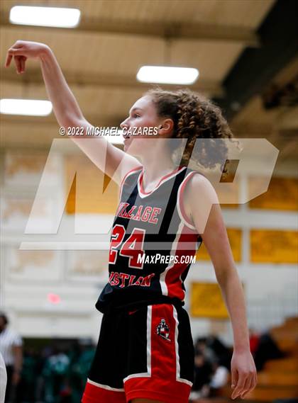 Thumbnail 2 in Village Christian vs. Oak Ridge (So Cal Prep Classic San Diego) photogallery.