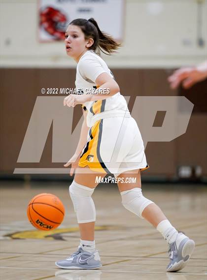 Thumbnail 1 in Village Christian vs. Oak Ridge (So Cal Prep Classic San Diego) photogallery.