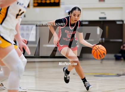 Thumbnail 3 in Village Christian vs. Oak Ridge (So Cal Prep Classic San Diego) photogallery.