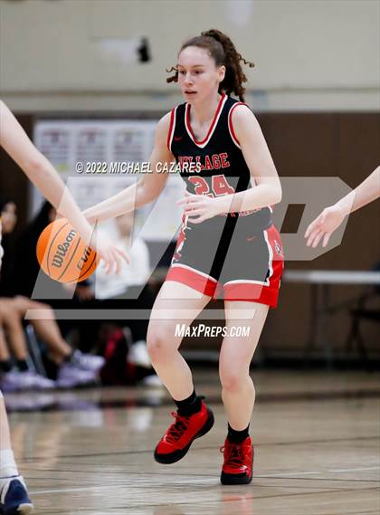Thumbnail 2 in Village Christian vs. Oak Ridge (So Cal Prep Classic San Diego) photogallery.